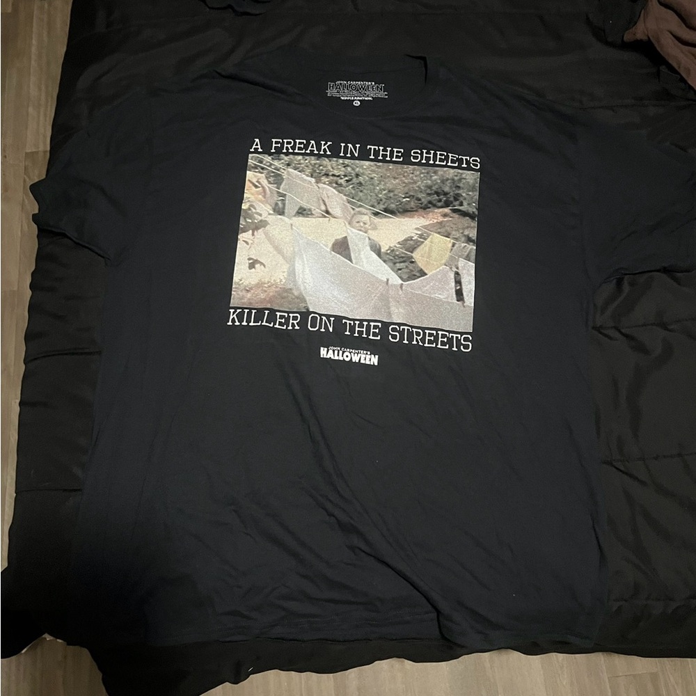 Black T shirt
